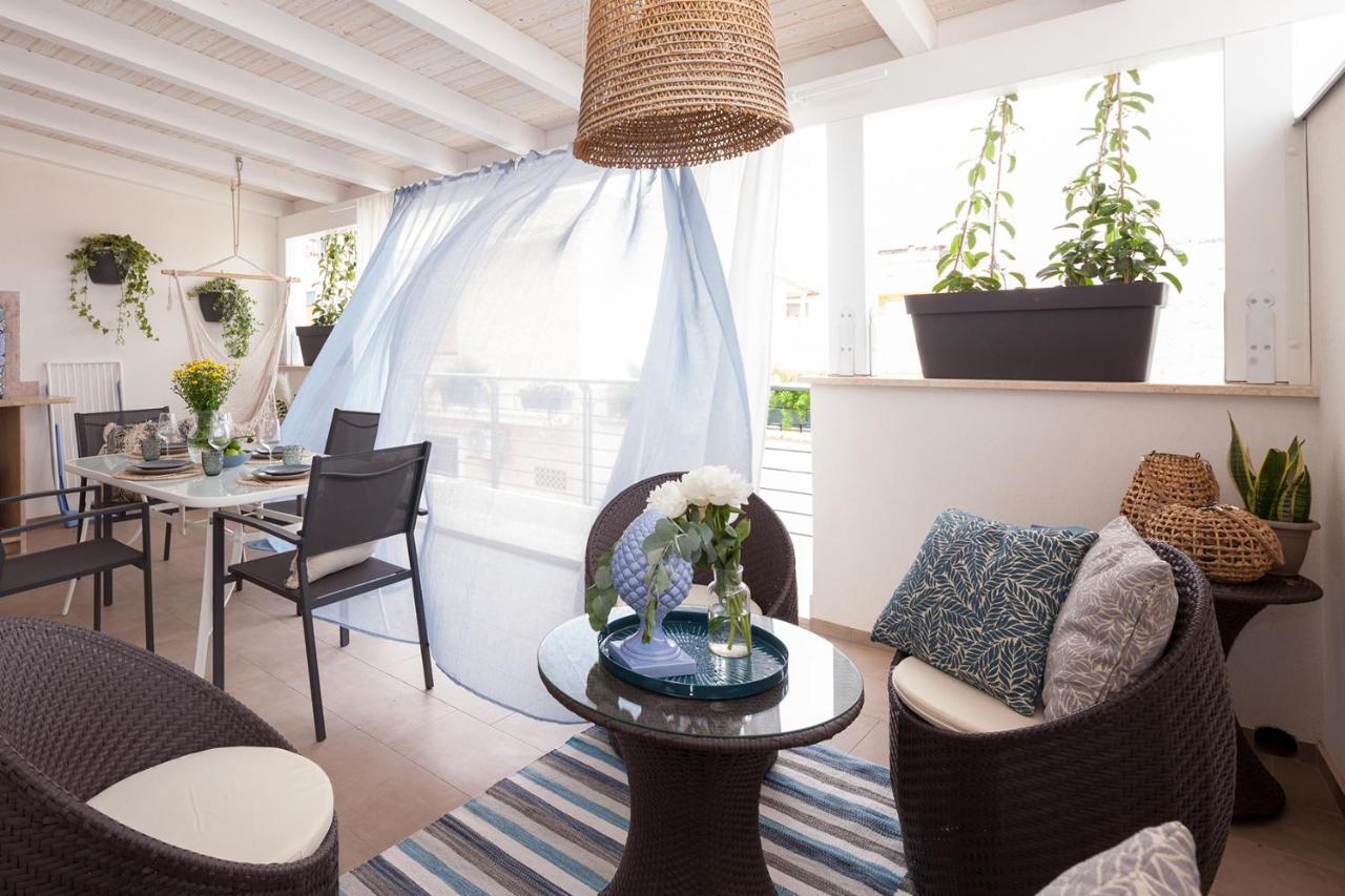 Apartament Holiday House Da Vinci Terrasini Zewnętrze zdjęcie