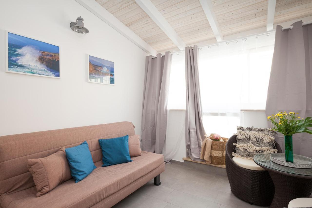 Apartament Holiday House Da Vinci Terrasini Zewnętrze zdjęcie